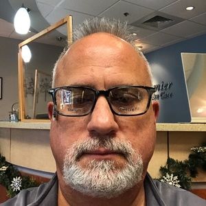 Meet your Posher, Greg